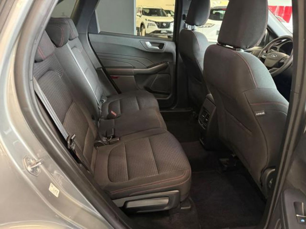 Ford Kuga 1.5 EcoBlue 120 CV aut. 2WD ST-Line X Design (15)