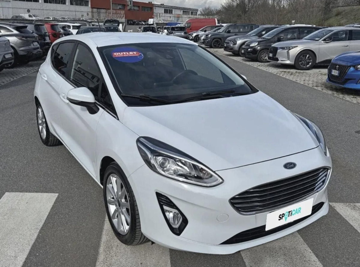 Ford Fiesta 1.1 85 CV 5 porte Titanium (2)