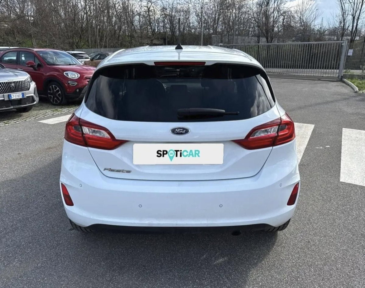 Ford Fiesta 1.1 85 CV 5 porte Titanium (6)
