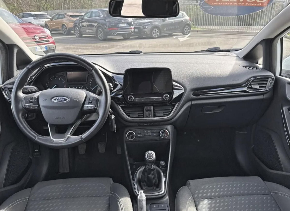Ford Fiesta 1.1 85 CV 5 porte Titanium (8)
