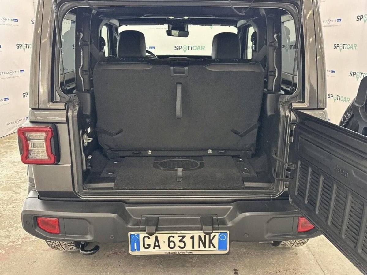 Jeep Wrangler 2.0 Turbo Sahara (10)