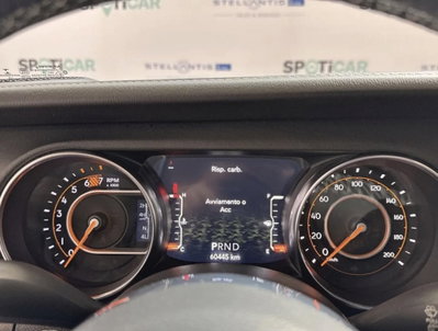 Jeep Wrangler 2.0 Turbo Sahara (16)