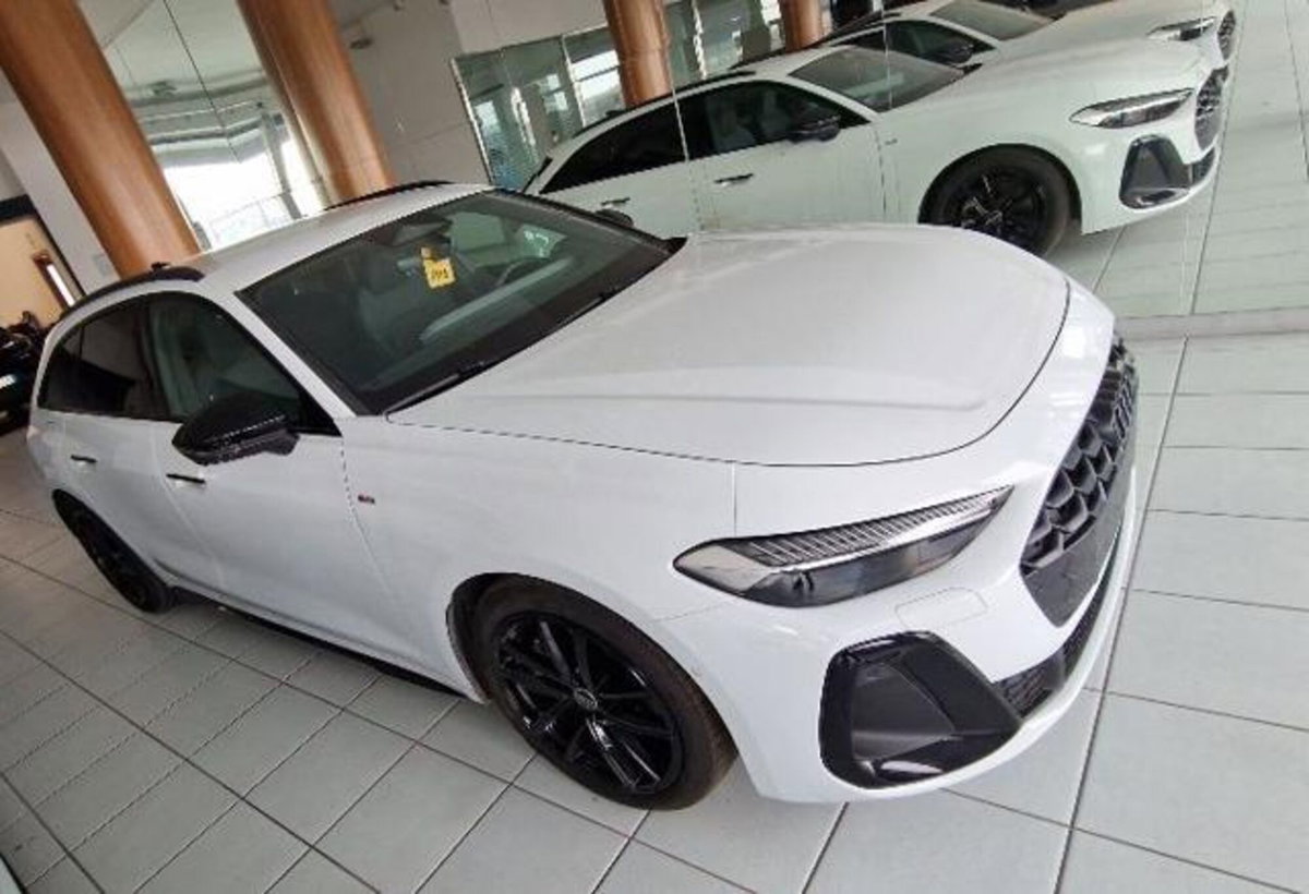 Audi A5 Avant 2.0 tdi mhev+ S line edition 204cv s-tronic (2)