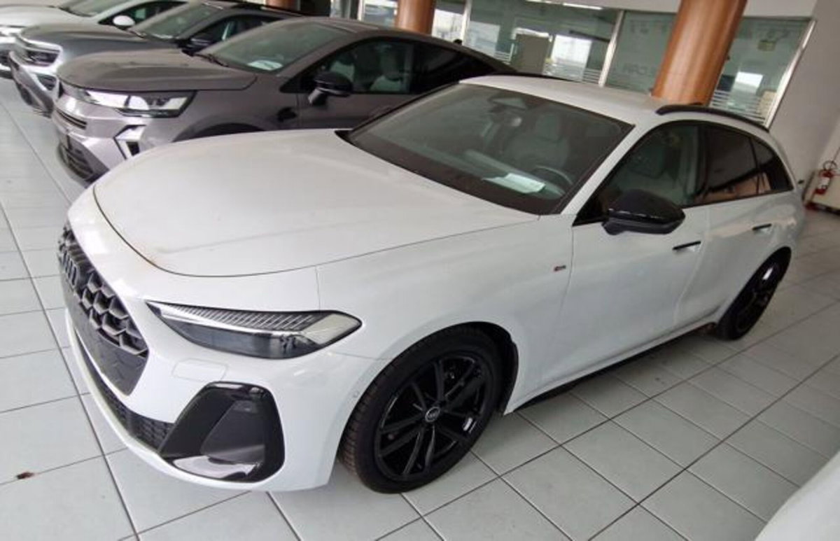 Audi A5 Avant 2.0 tdi mhev+ S line edition 204cv s-tronic (3)