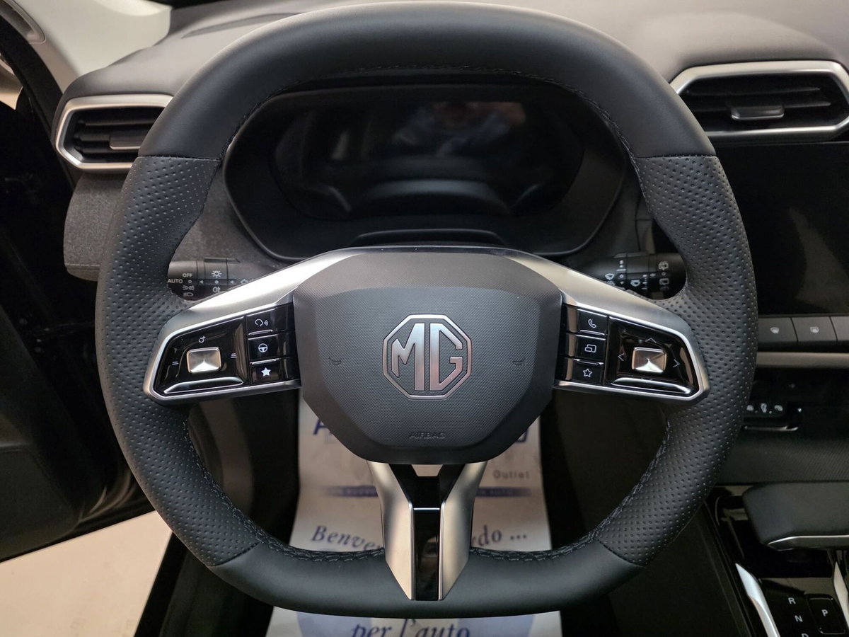 Mg ZS 1.5 hybrid+ Comfort auto (12)