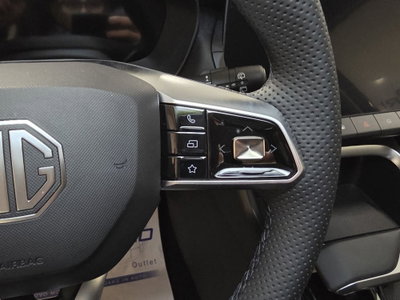 Mg ZS 1.5 hybrid+ Comfort auto (14)