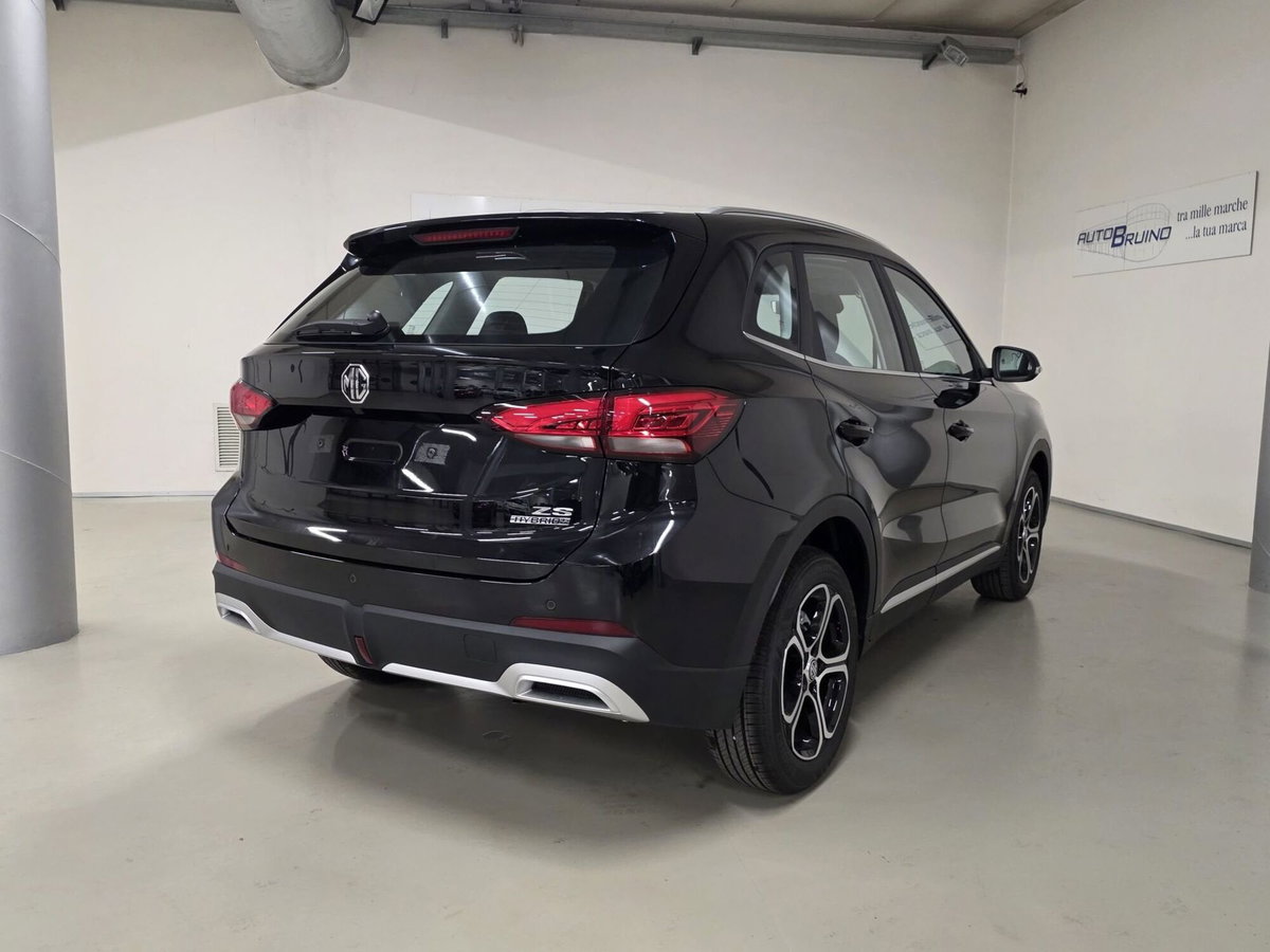 Mg ZS 1.5 hybrid+ Comfort auto (4)