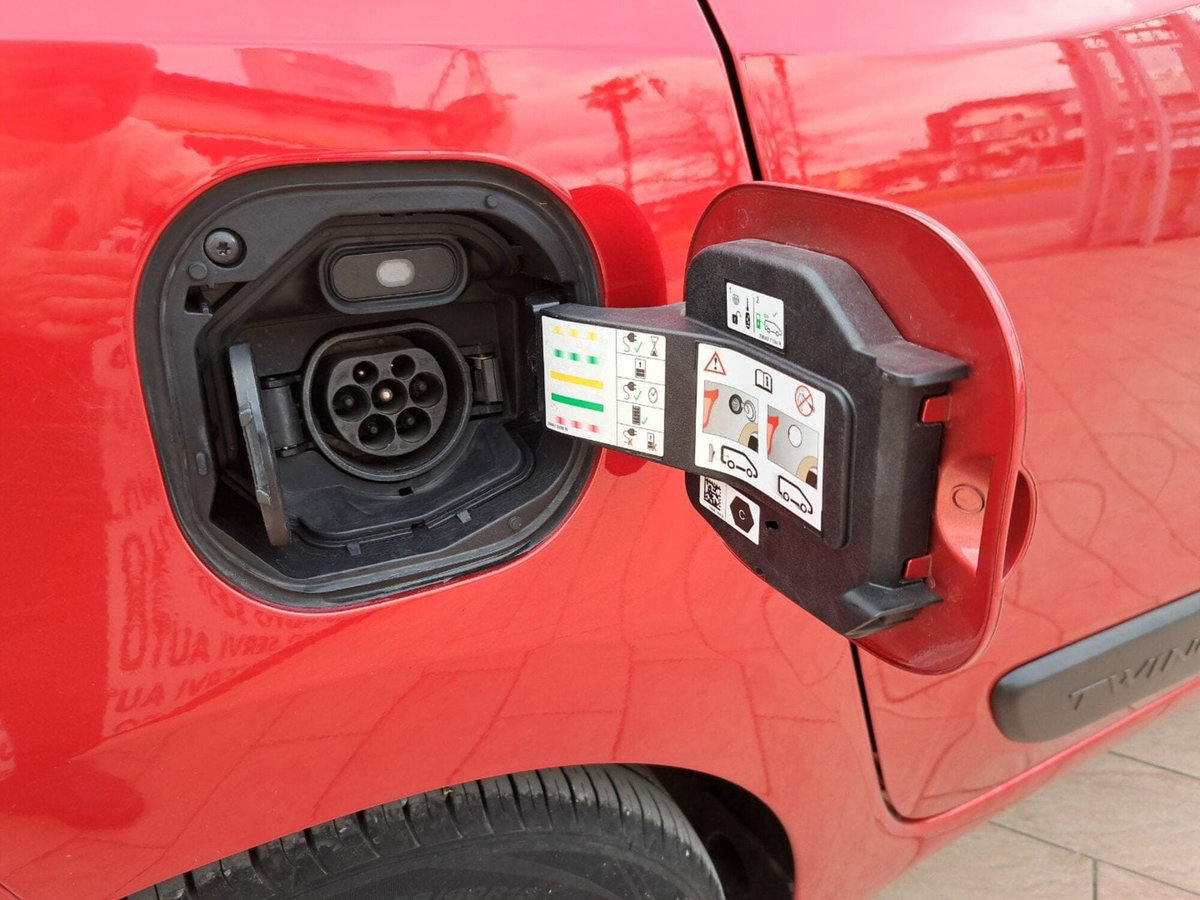 Renault Twingo Electric Zen (12)