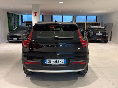 Volvo XC40 T2 automatico Core (16)