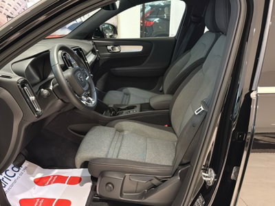 Volvo XC40 T2 automatico Core (18)