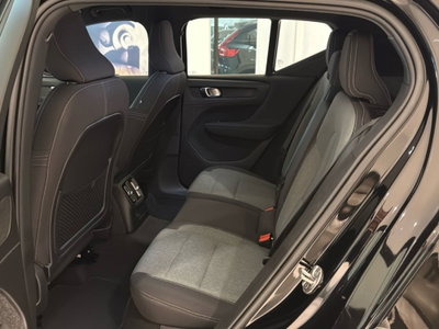 Volvo XC40 T2 automatico Core (8)