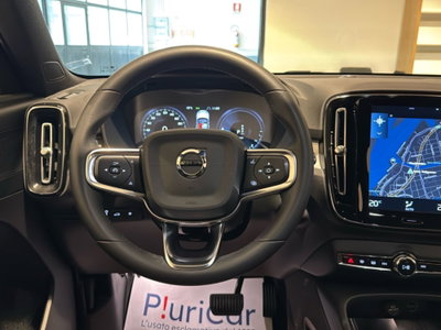 Volvo XC40 T2 automatico Core (9)