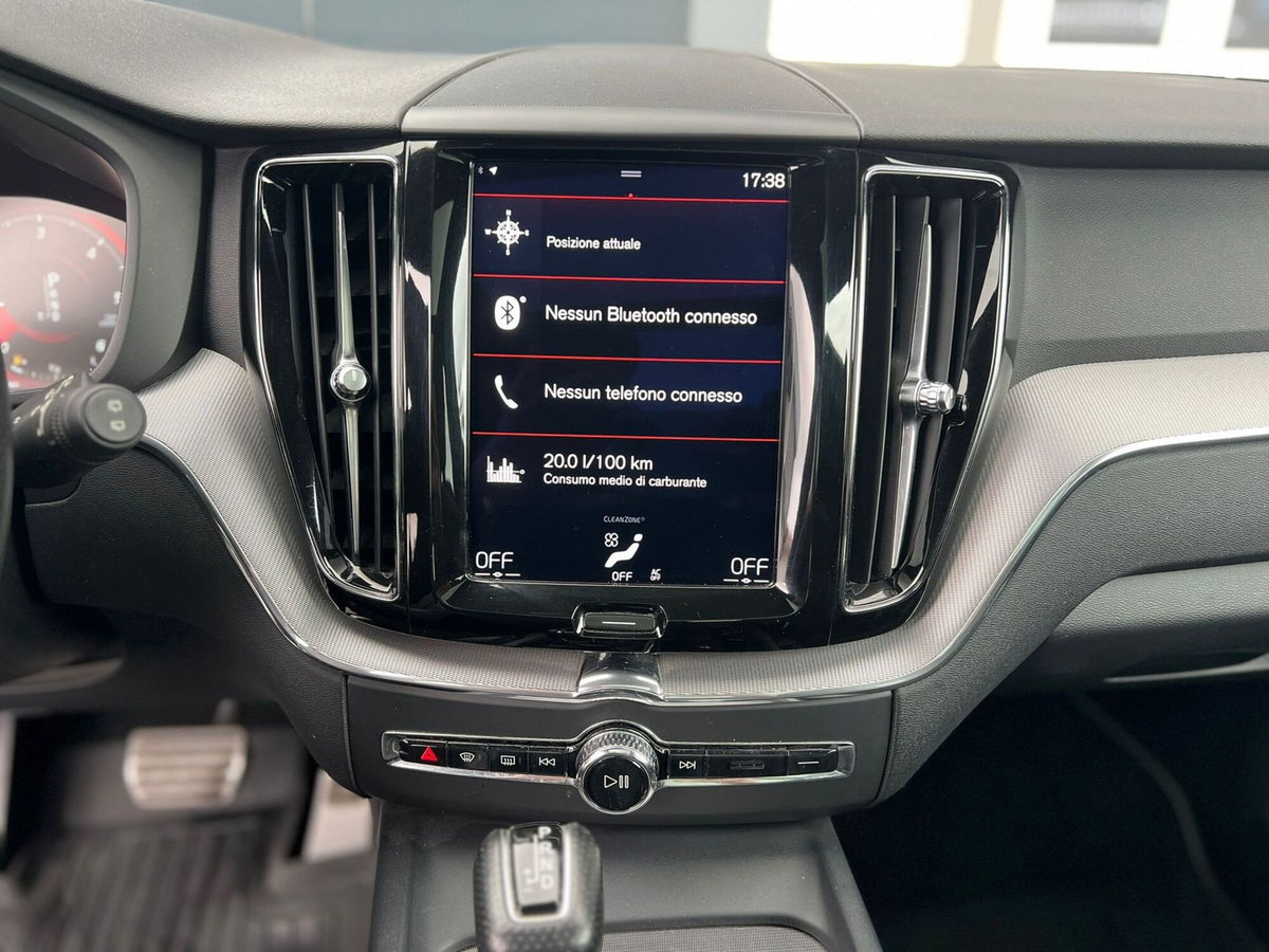Volvo XC60 D4 Geartronic R-design (16)