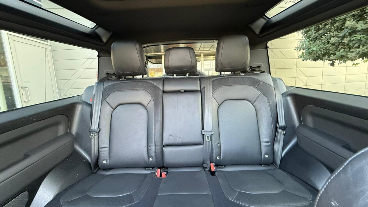 Land Rover Defender 90 3.0d i6 mhev X awd 300cv auto 6p.ti (14)