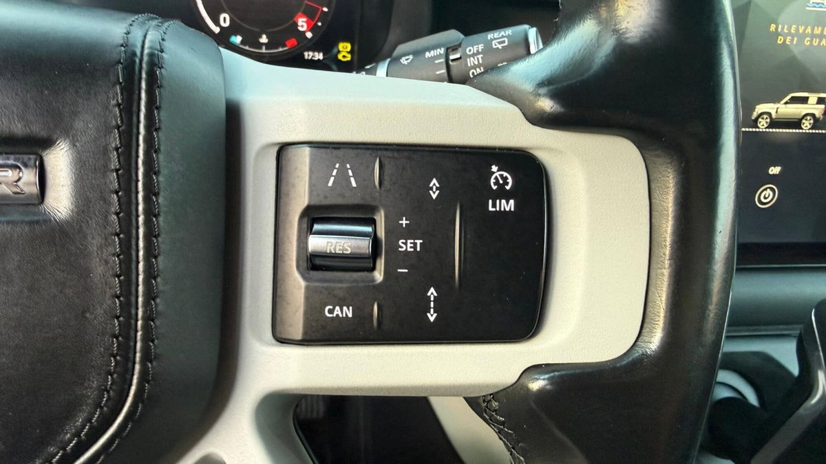 Land Rover Defender 90 3.0d i6 mhev X awd 300cv auto 6p.ti (18)