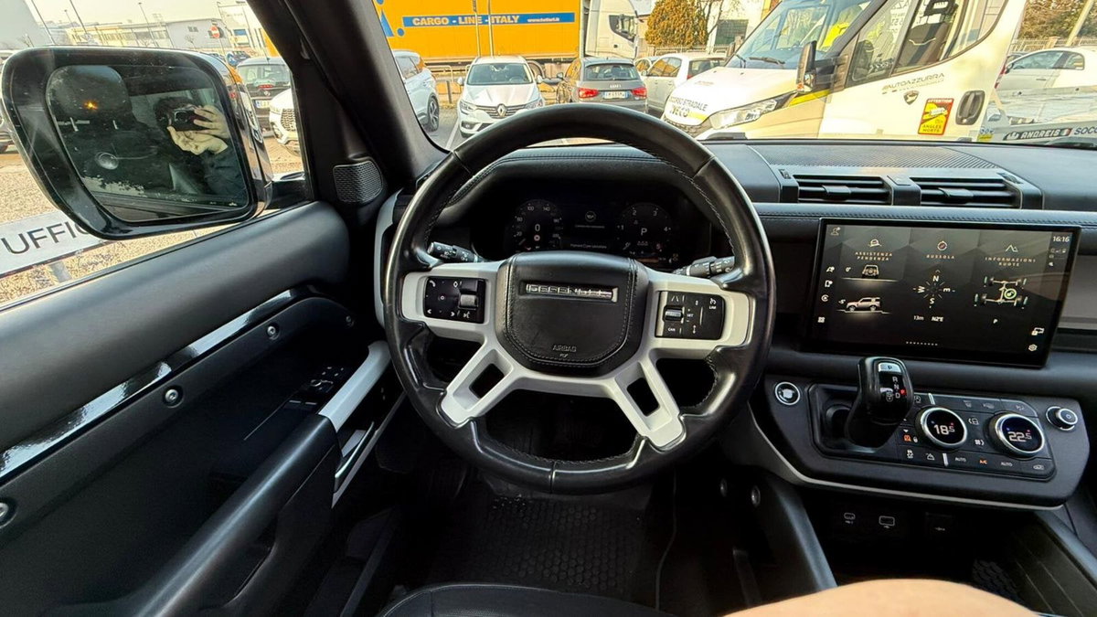 Land Rover Defender 90 3.0d i6 mhev X awd 300cv auto 6p.ti (9)