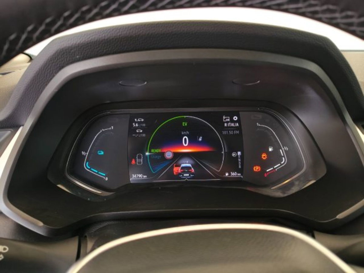 Renault Captur Full Hybrid E-Tech 145 CV Equilibre (13)