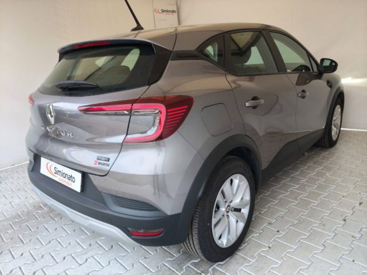 Renault Captur Full Hybrid E-Tech 145 CV Equilibre (4)