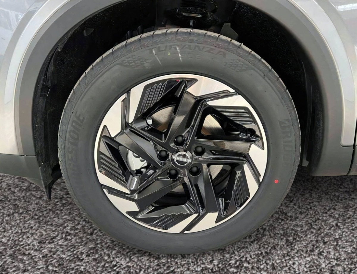 Nissan Qashqai 1.3 mhev N-Connecta 2wd 158cv xtronic (3)