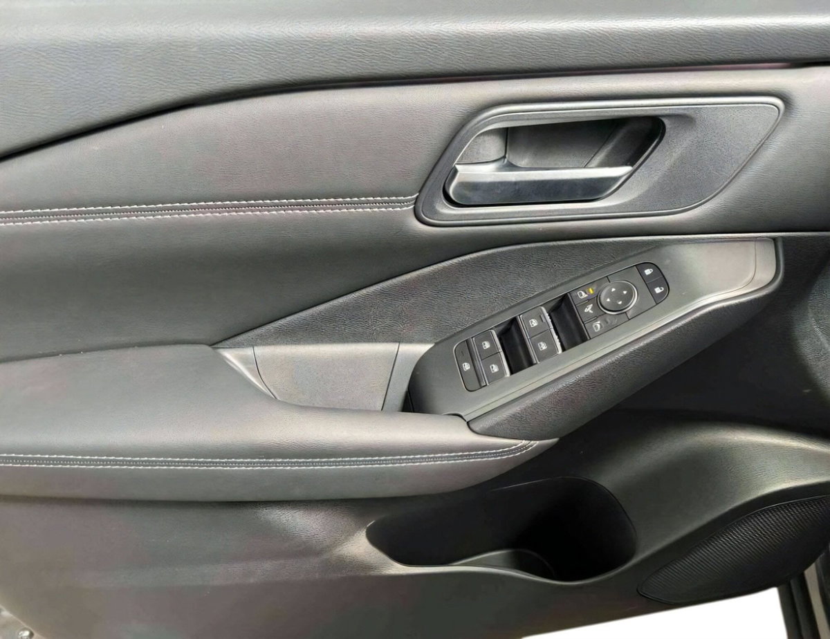 Nissan Qashqai 1.3 mhev N-Connecta 2wd 158cv xtronic (6)