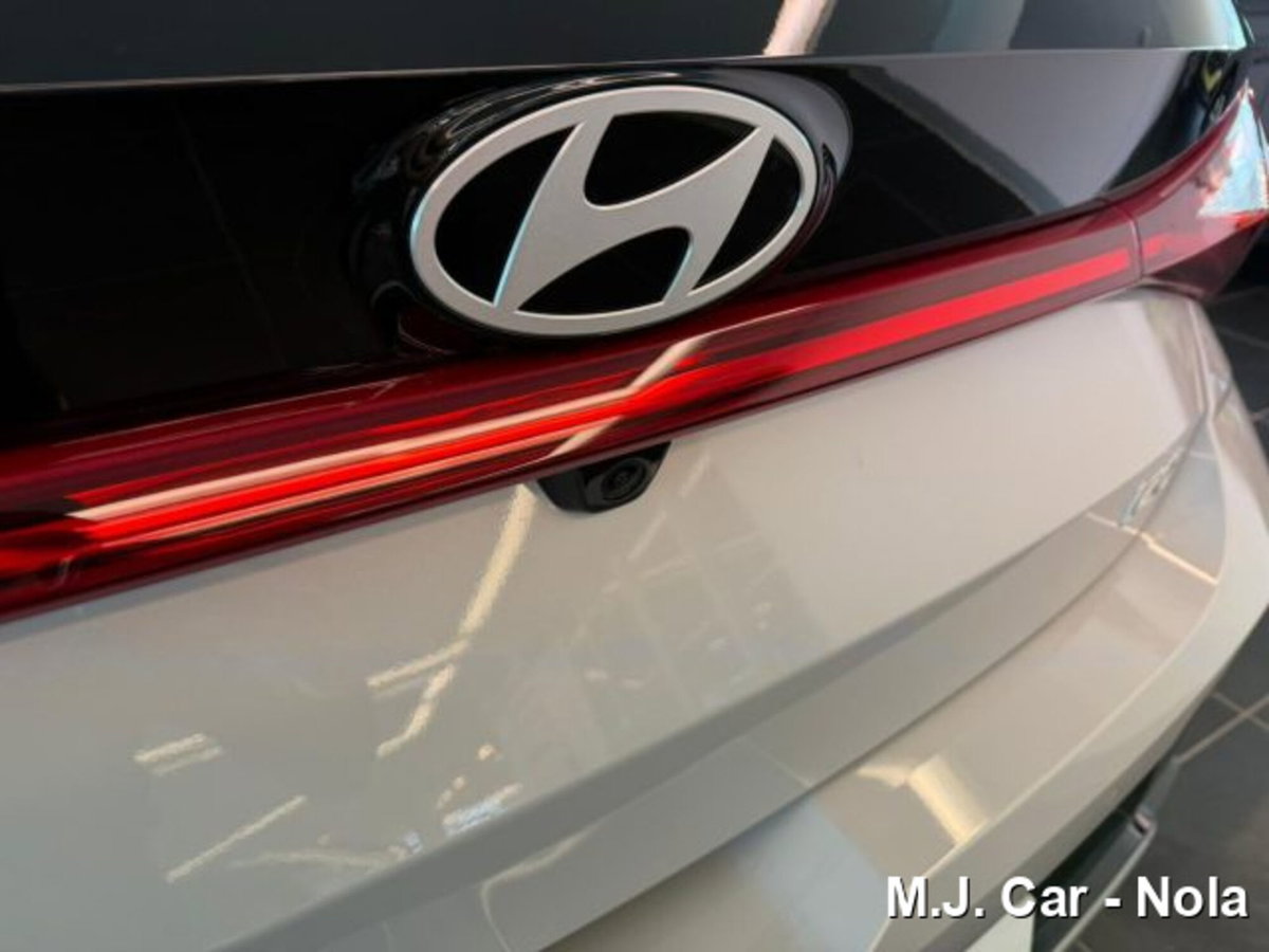 Hyundai i20 1.0 t-gdi Dark Line 90cv mt (14)
