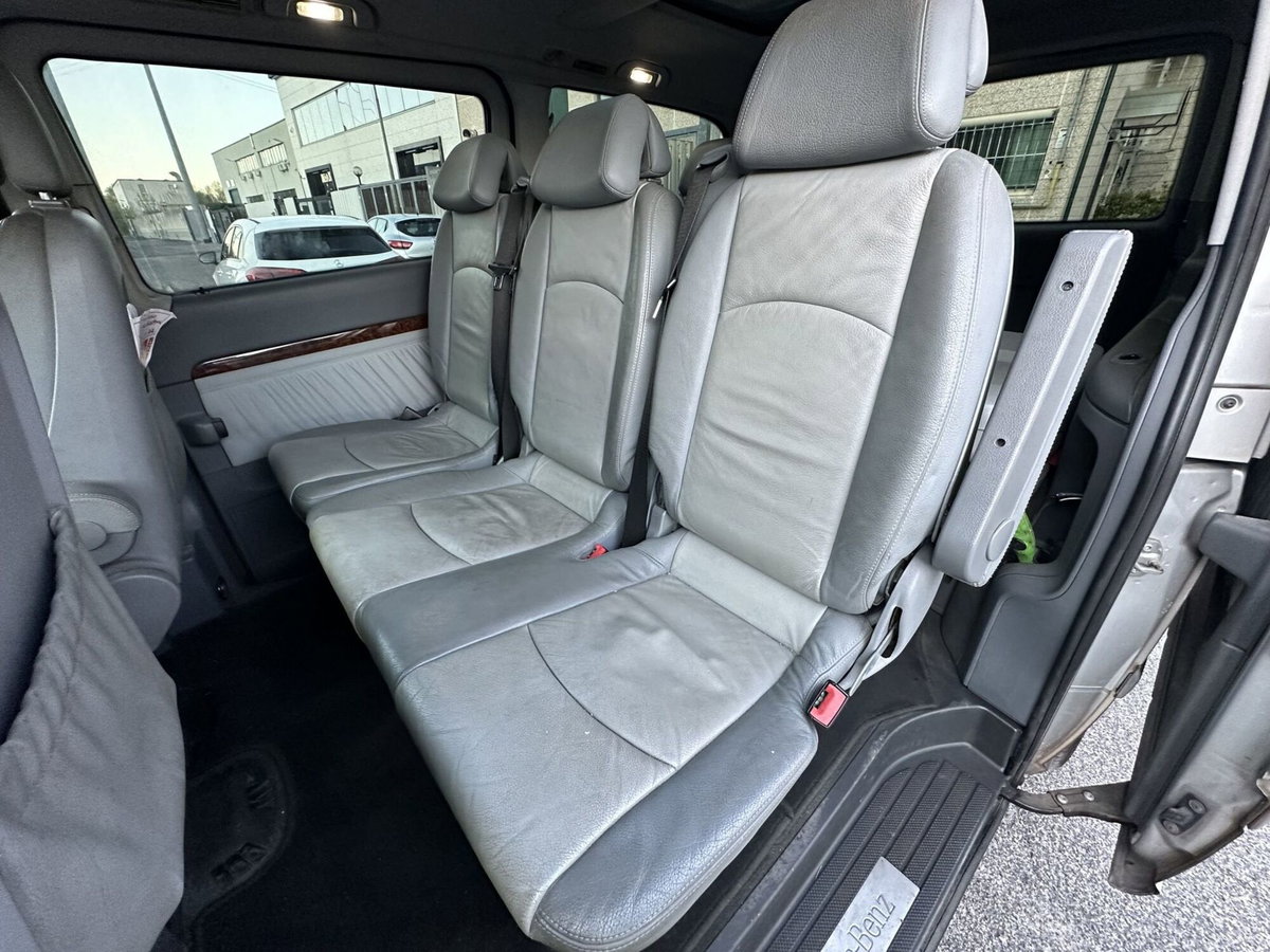 Mercedes-Benz Viano 3.0 CDI NARNIA Trend (10)