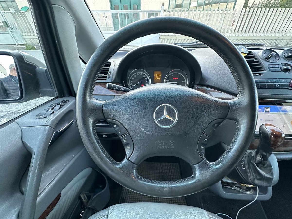 Mercedes-Benz Viano 3.0 CDI NARNIA Trend (11)