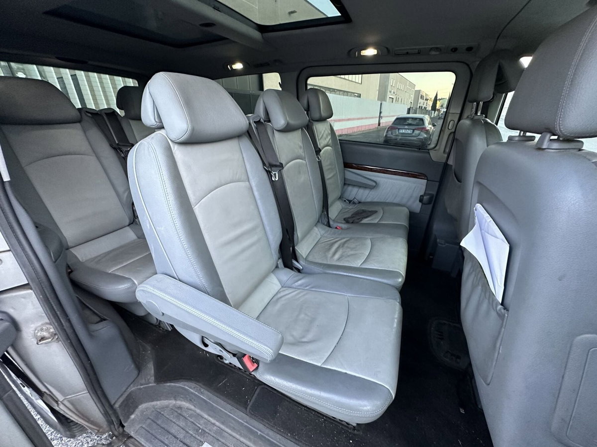 Mercedes-Benz Viano 3.0 CDI NARNIA Trend (16)