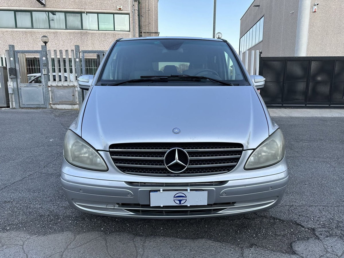 Mercedes-Benz Viano 3.0 CDI NARNIA Trend (2)