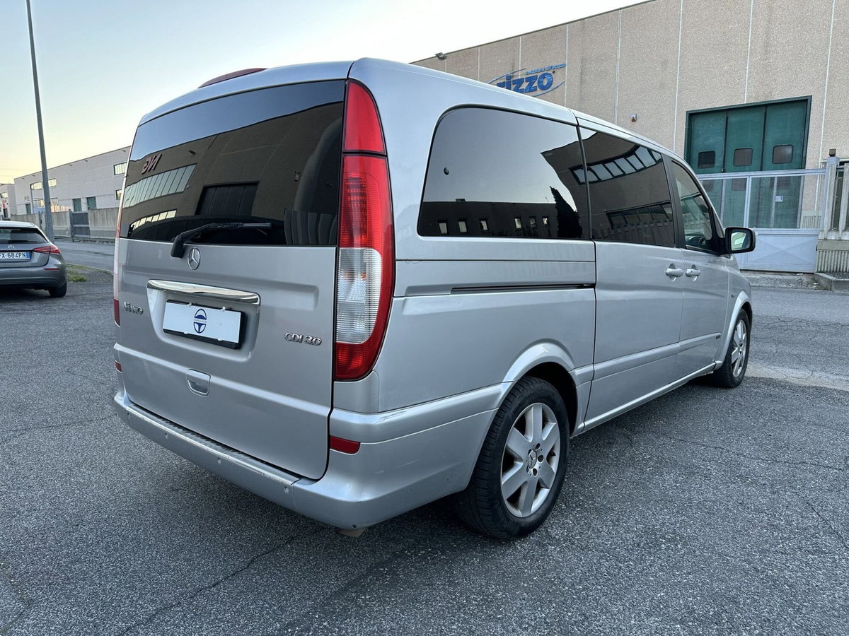 Mercedes-Benz Viano 3.0 CDI NARNIA Trend (6)