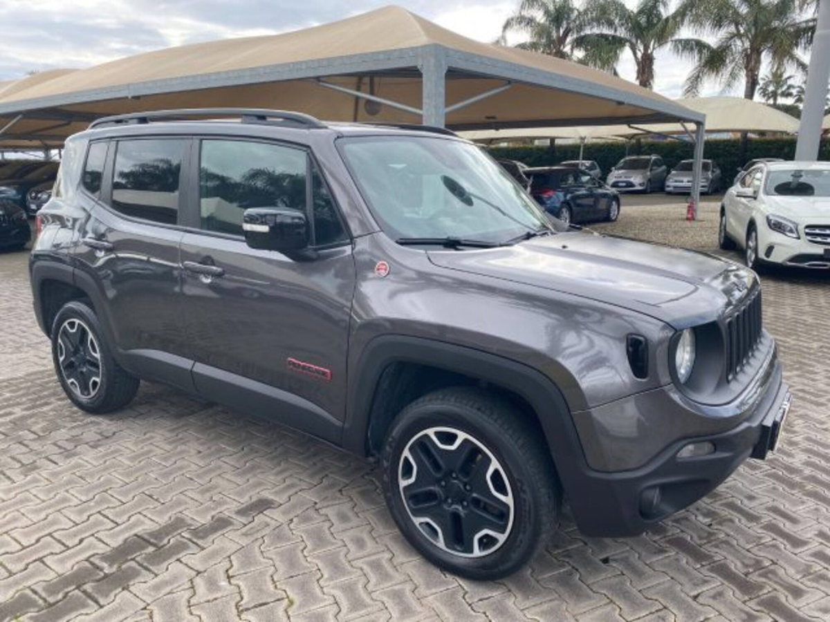 Jeep Renegade 2.0 Mjt 170CV 4WD Active Drive Low Trailhawk (2)