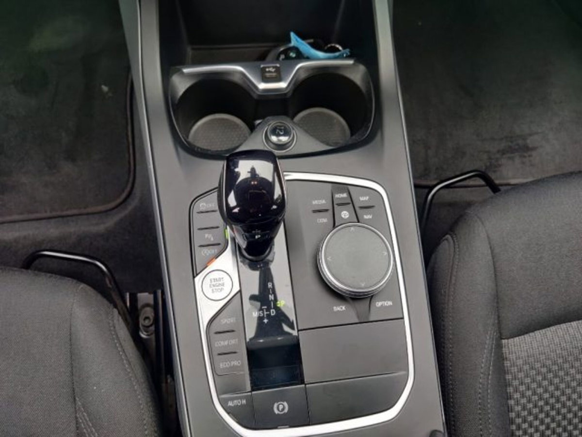 BMW Serie 1 116d 2.0 116CV cat 5 porte Attiva DPF (12)