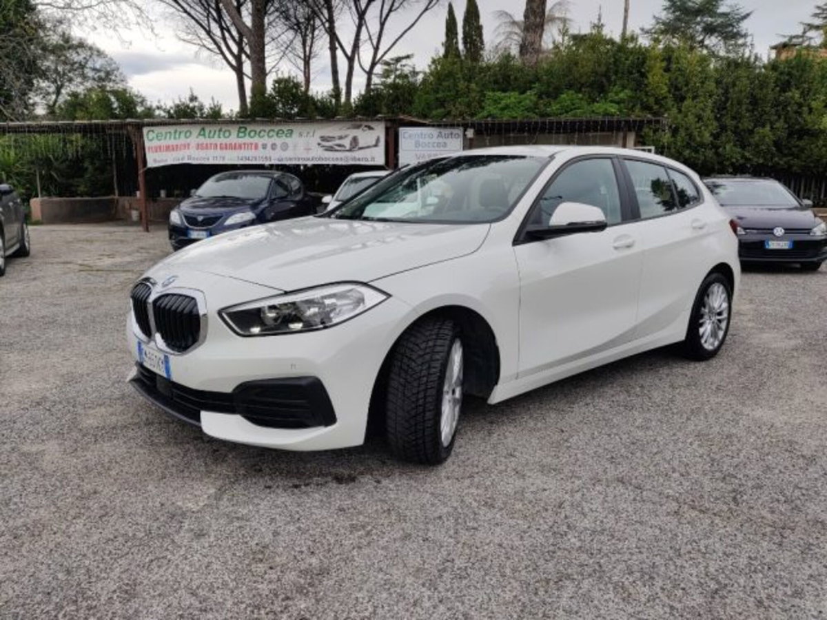 BMW Serie 1 116d 2.0 116CV cat 5 porte Attiva DPF (2)