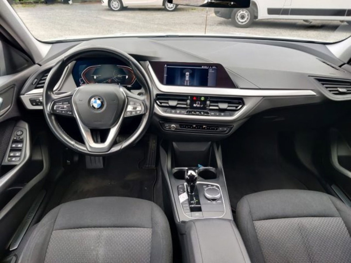 BMW Serie 1 116d 2.0 116CV cat 5 porte Attiva DPF (9)