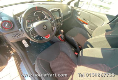 Renault Clio TCe 220CV EDC 5 porte Energy R.S. Trophy (8)