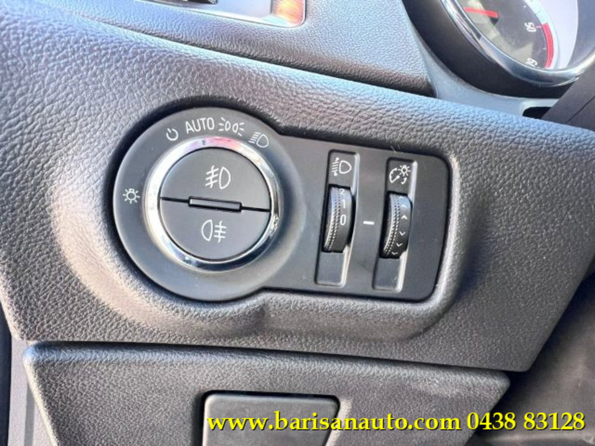 Opel Astra Station Wagon 1.7 CDTI 110CV Station Wagon Cosmo (13)