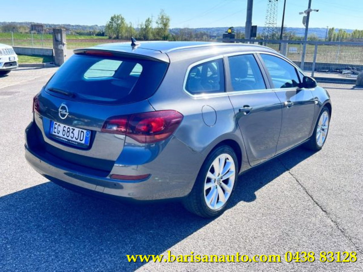 Opel Astra Station Wagon 1.7 CDTI 110CV Station Wagon Cosmo (3)