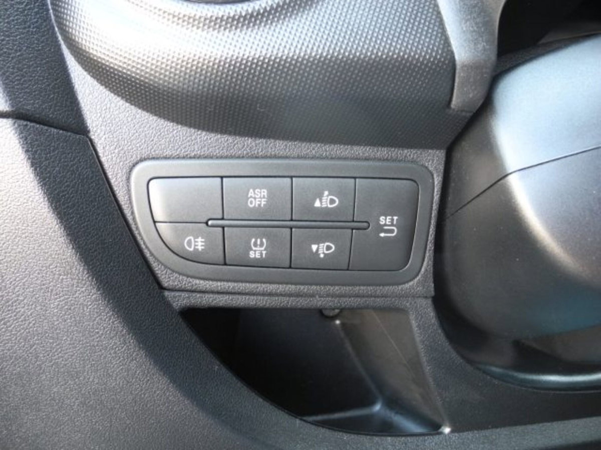 Fiat Qubo 1.3 MJT 80 CV Active (9)