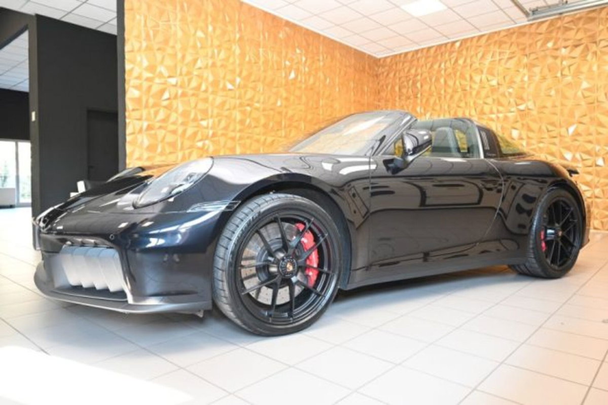 Porsche 911 Cabrio Targa 3.6 4 GTS auto (8)