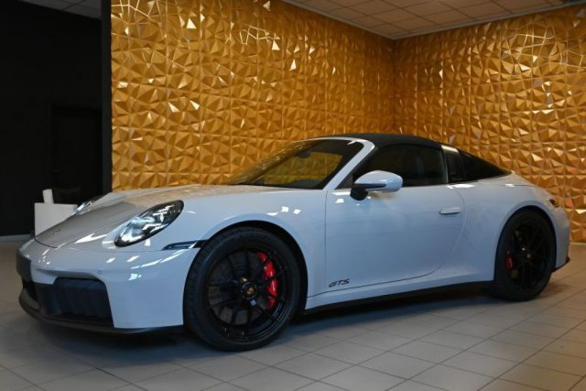 Porsche 911 Cabrio Targa 3.6 4 GTS auto (8)