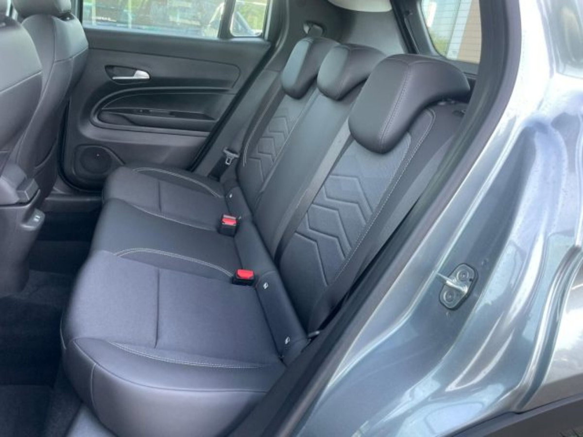 Jeep Avenger 1.2 turbo Altitude fwd 100cv (7)