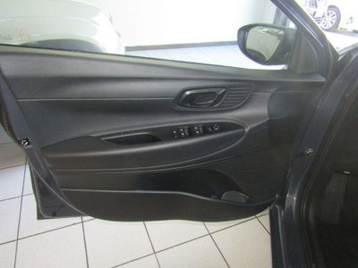 Hyundai i20 1.0 T-GDI 5 porte Comfort (9)