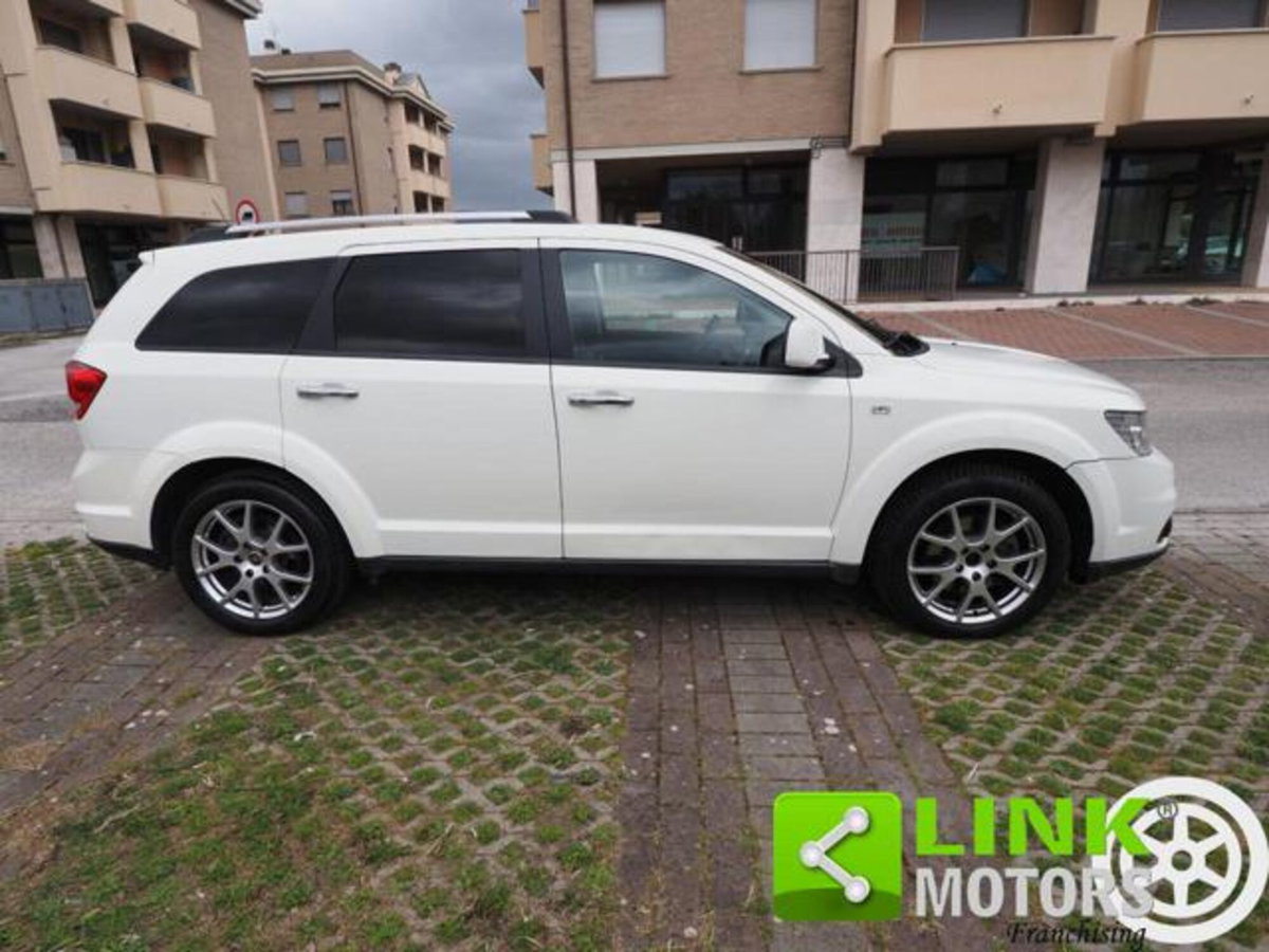 Fiat Freemont 2.0 Mjt 170 CV 4x4 Automatica Lounge (4)