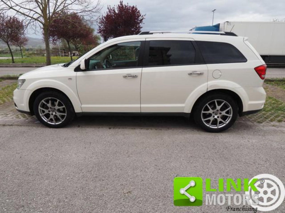 Fiat Freemont 2.0 Mjt 170 CV 4x4 Automatica Lounge (8)