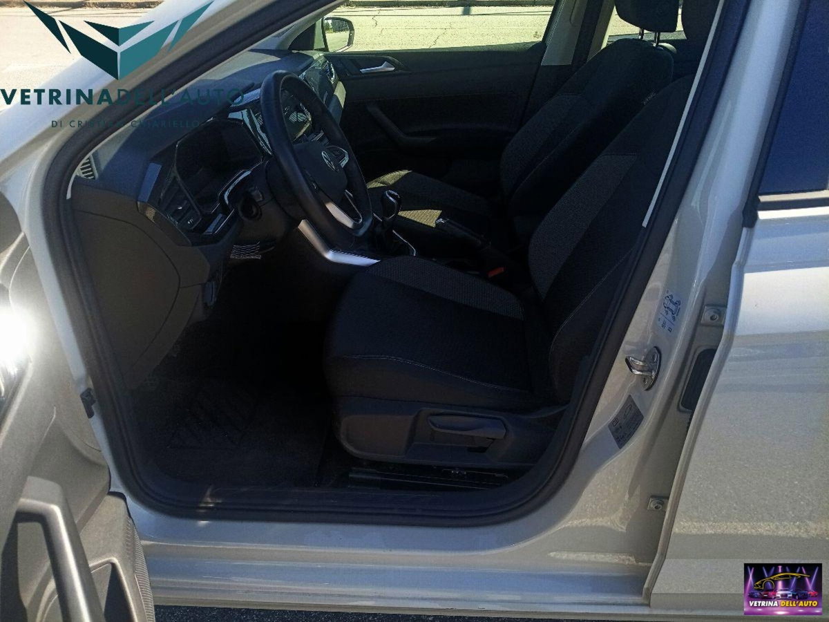 Volkswagen Polo 1.0 tsi Life 95cv (12)
