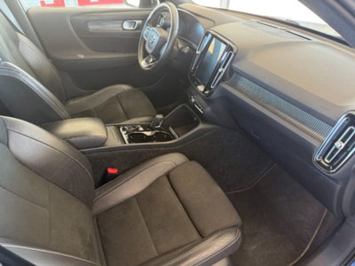 Volvo XC40 T4 AWD Geartronic R-design (12)