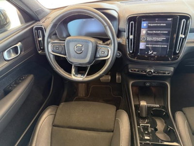 Volvo XC40 T4 AWD Geartronic R-design (13)