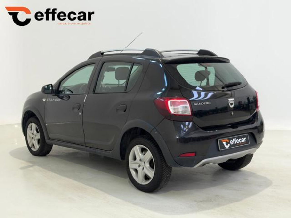 Dacia Sandero Stepway 900 TCe 12V 90CV Prestige (4)