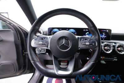 Mercedes-Benz Classe A Sedan 200 d Automatic 4p. Premium (7)
