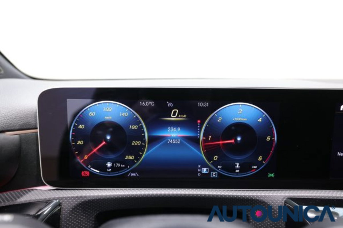Mercedes-Benz Classe A Sedan 200 d Automatic 4p. Premium (8)